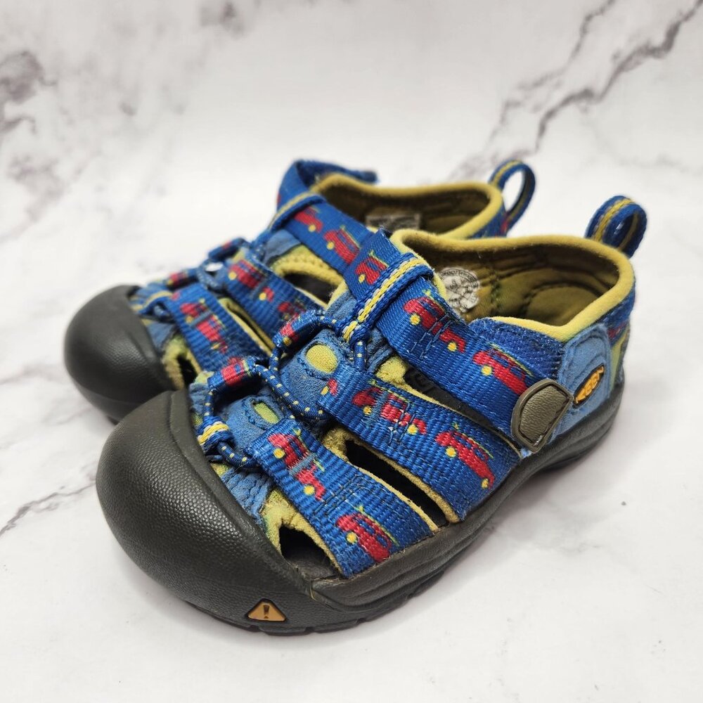 Keen Newport H2 Blue Cars Hiking Shoes Walking Sandals Toddler Boys Size 6
